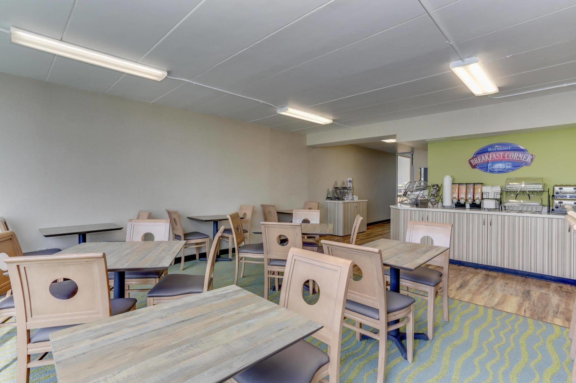 Baymont By Wyndham Virginia Beach Oceanfront Экстерьер фото